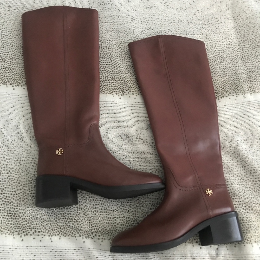 Coñac colored Tory Burch knee high boots